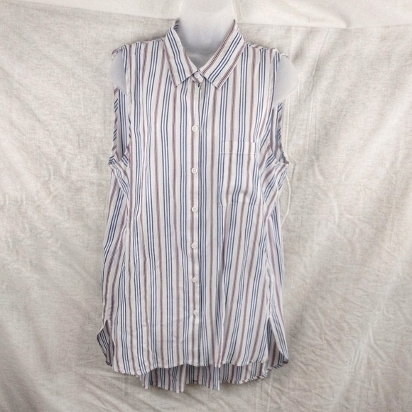 BeachLunchLounge Striped Sleeveless Button Up NWT🔖 - Picture 4 of 8